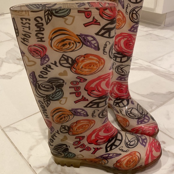 Coach Poppy Graffiti Rain boots Size 5. Used, but in good condition. No box - Picture 2 of 8